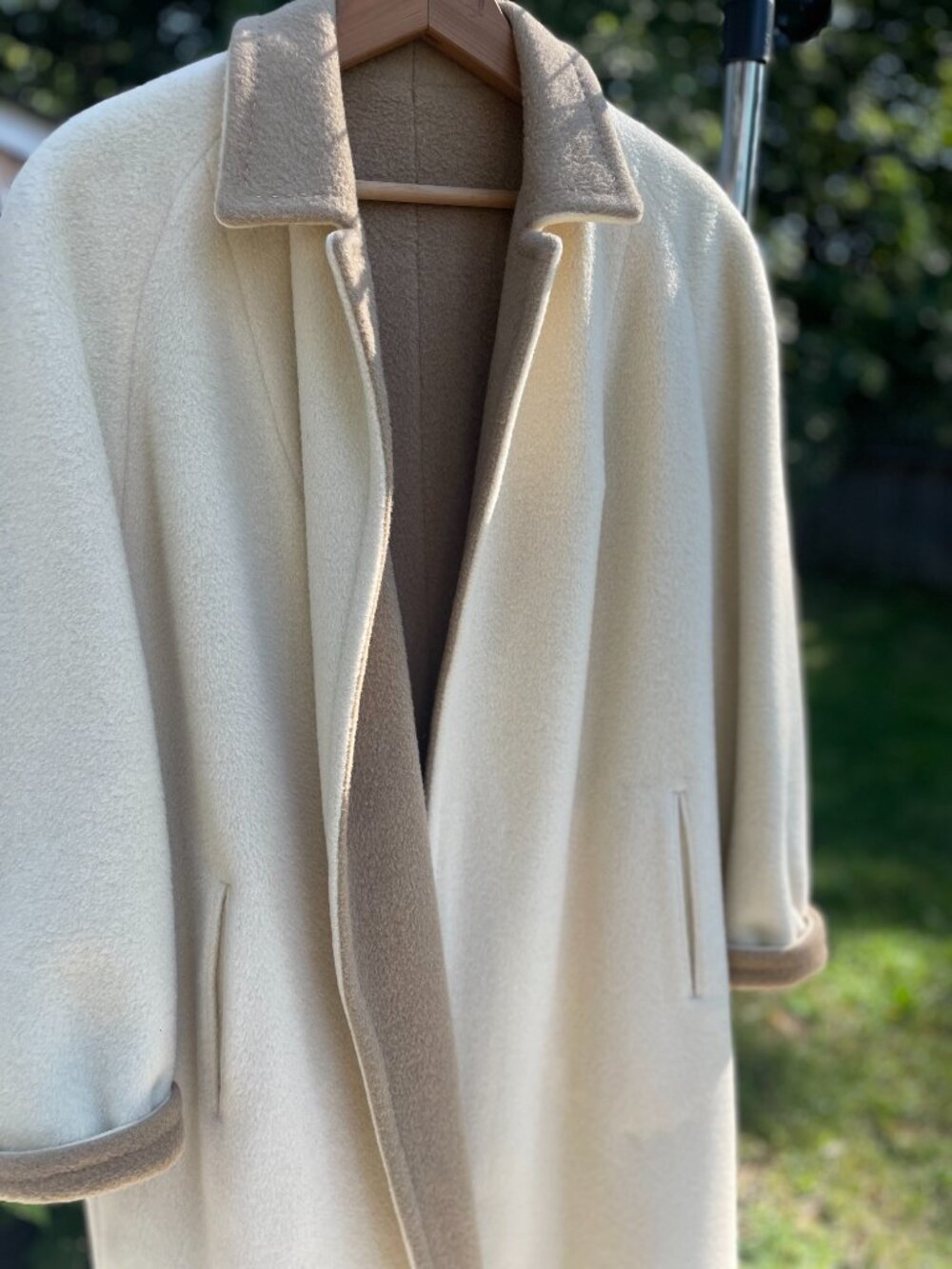 Long wool coat - Picture 4 of 9